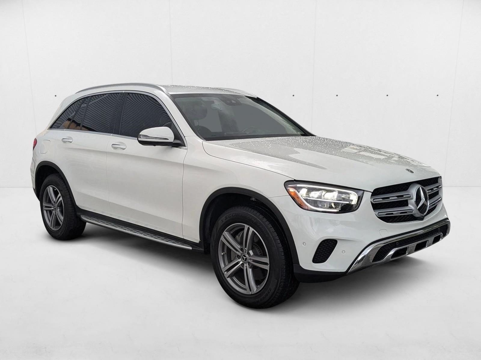 2022 Mercedes Benz GLC 300 photo 3