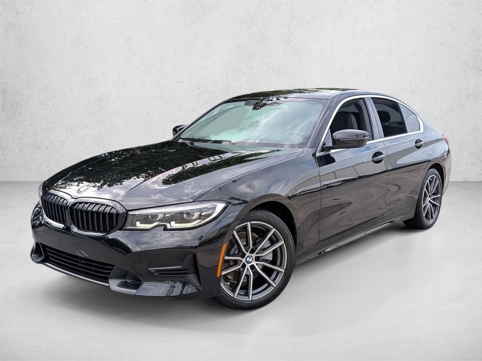 2020 BMW 3 Series 330i Sedan's photo