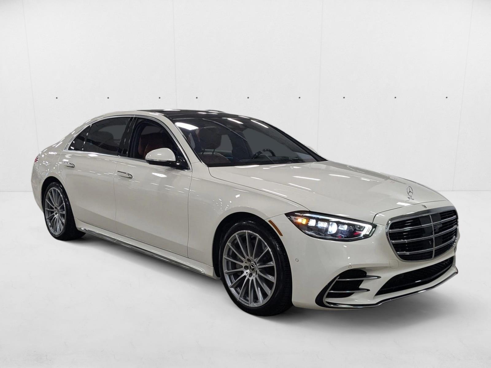 2023 Mercedes Benz S 580e 4MATIC photo 3