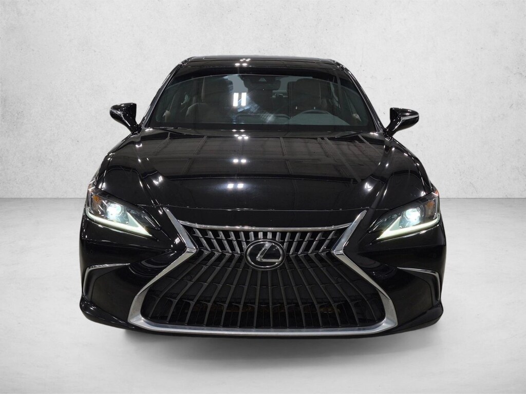 Used 2023 Lexus ES Sedan