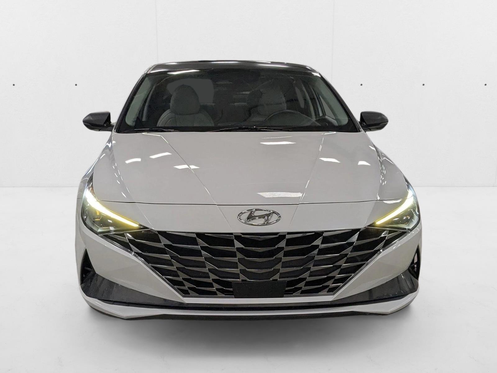 2021 Hyundai Elantra Limited photo 2