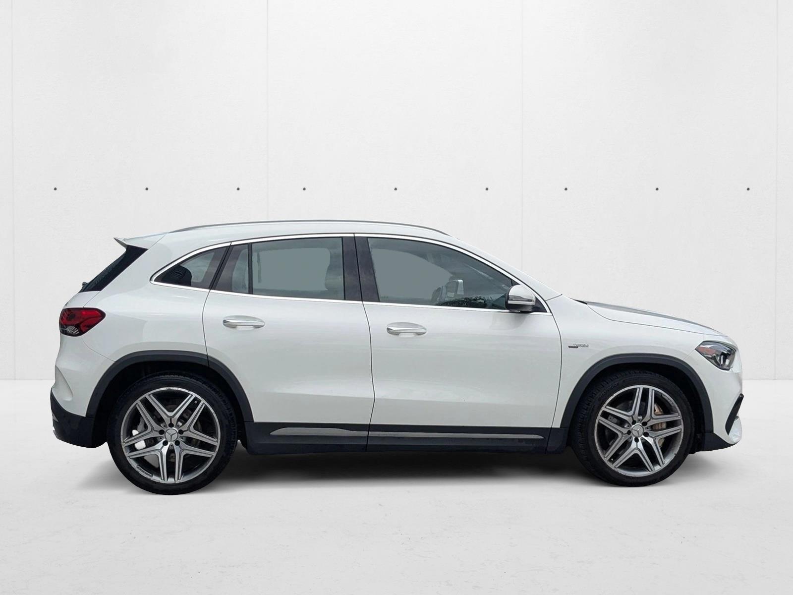 2022 Mercedes Benz GLA AMG 35 4MATIC photo 3