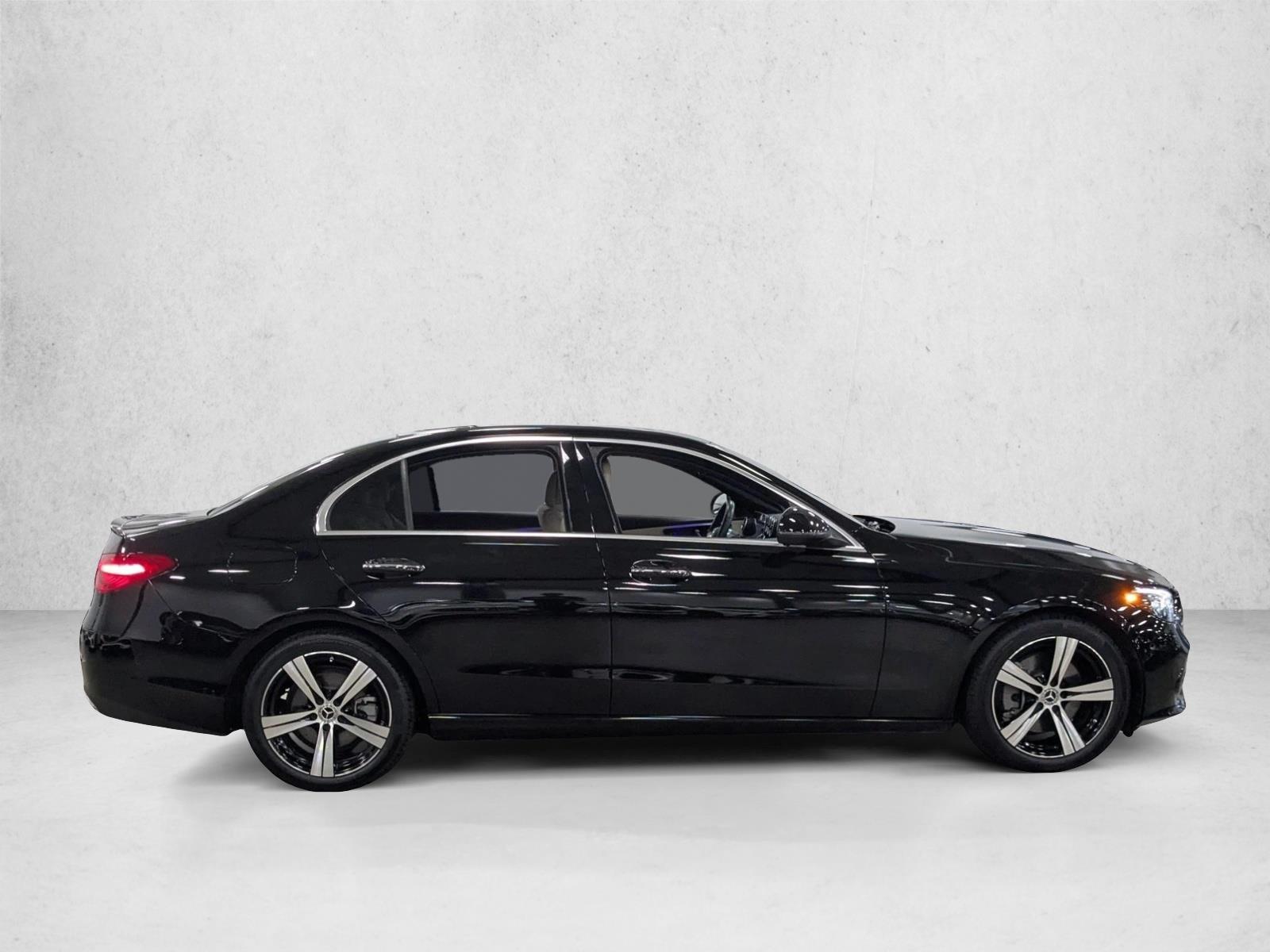 2023 Mercedes Benz C 300 Sedan photo 4