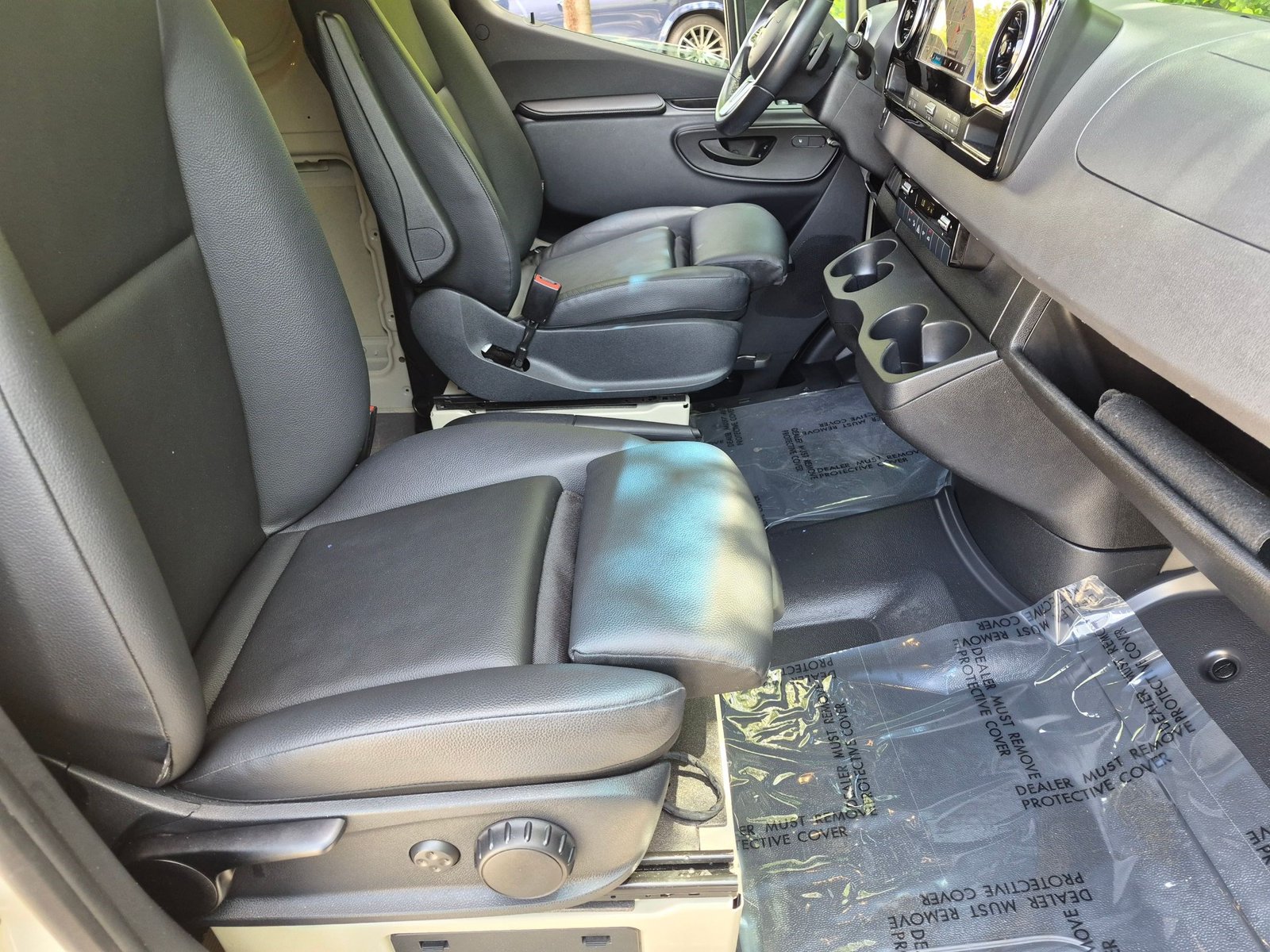 2024 Mercedes-Benz Sprinter Cargo Van Base - Photo 19