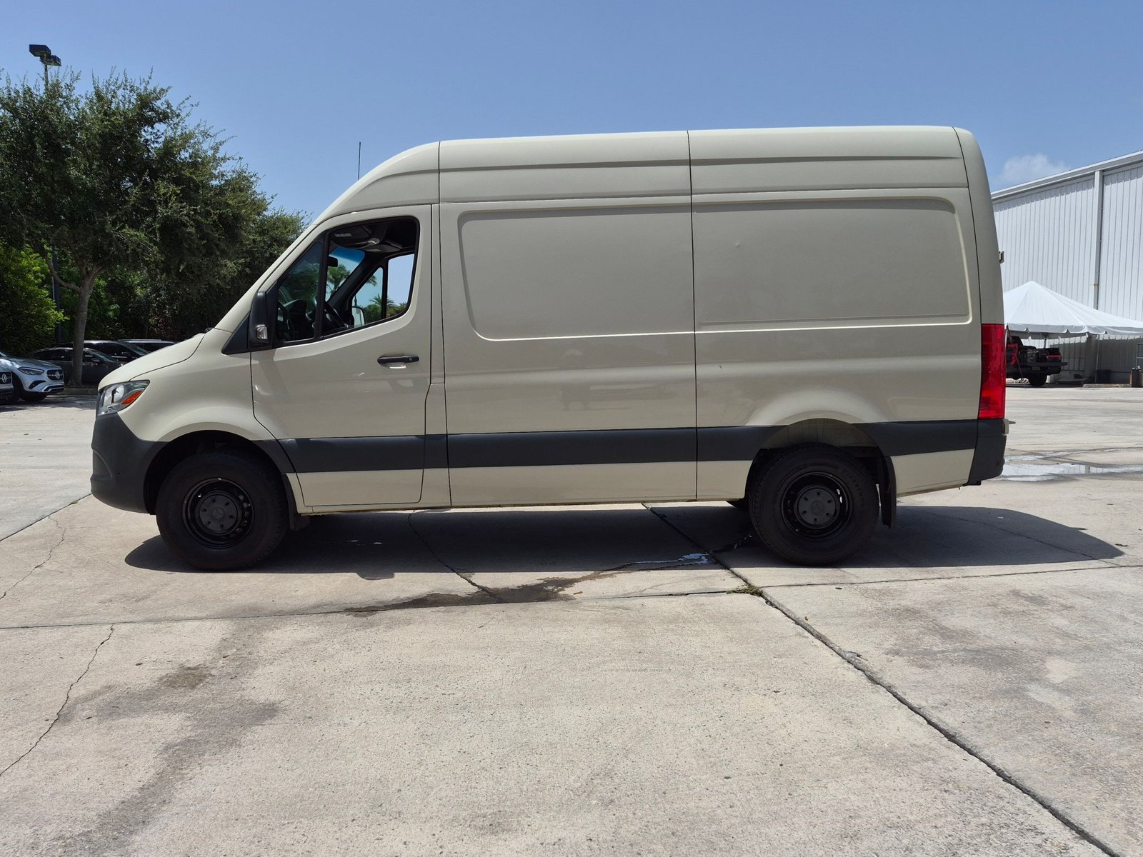 2024 Mercedes-Benz Sprinter Cargo Van Base - Photo 9