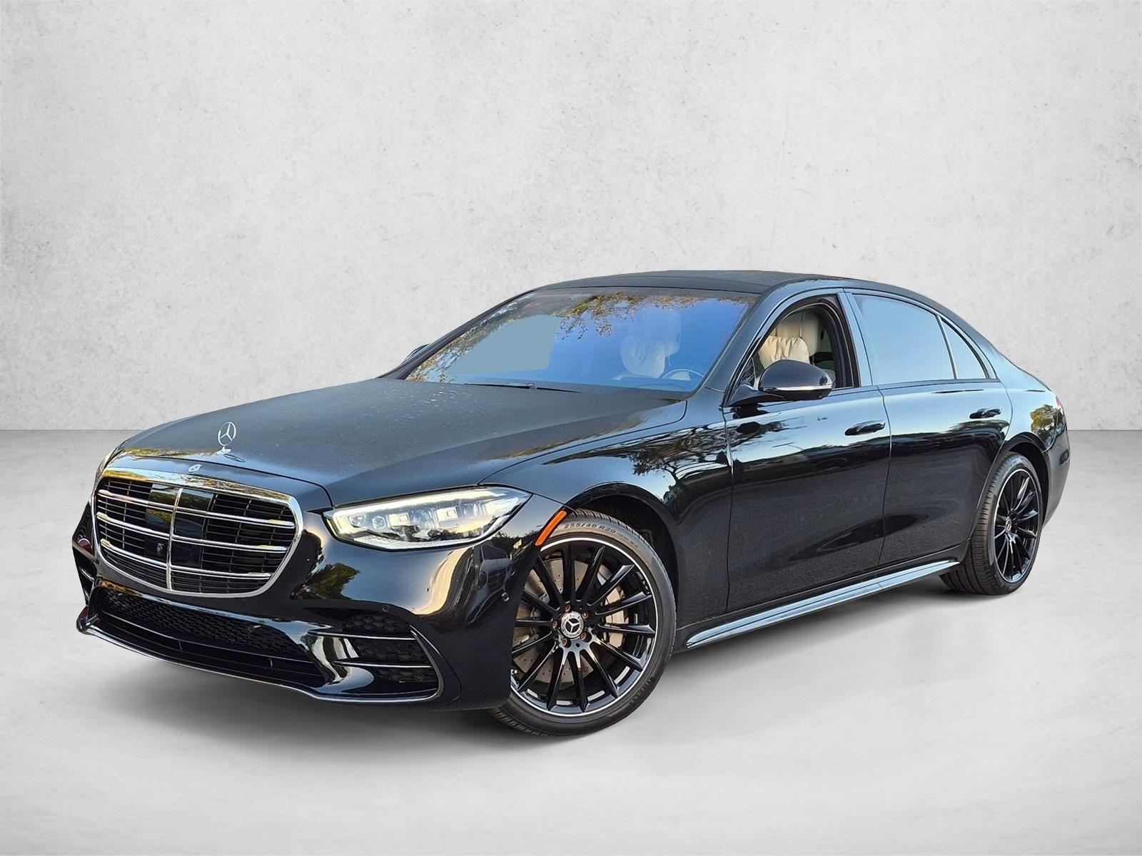  Mercedes-Benz S-Class