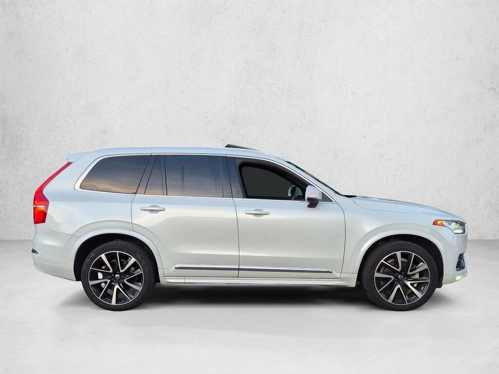 Used 2023 Volvo XC90 B5 AWD Plus SUV