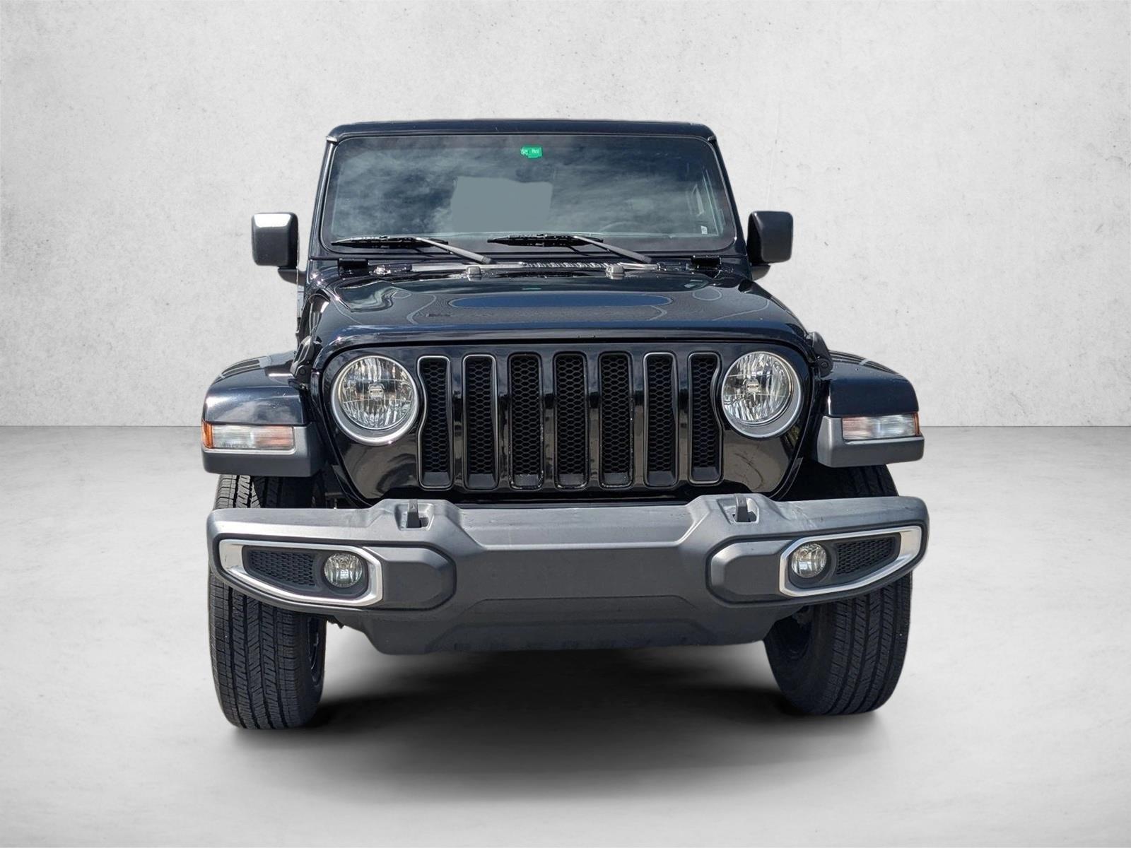 2020 Jeep Wrangler Unlimited Sahara photo 2