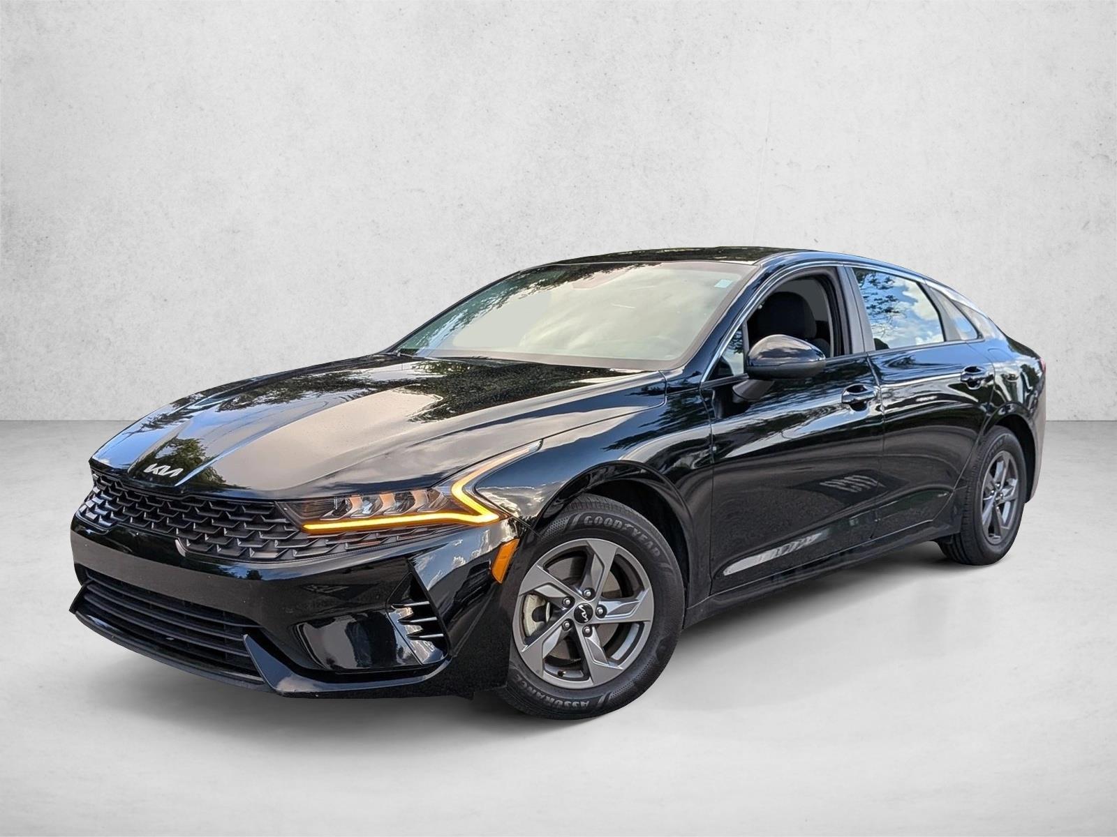 2023 Kia Optima LXS FWD's photo