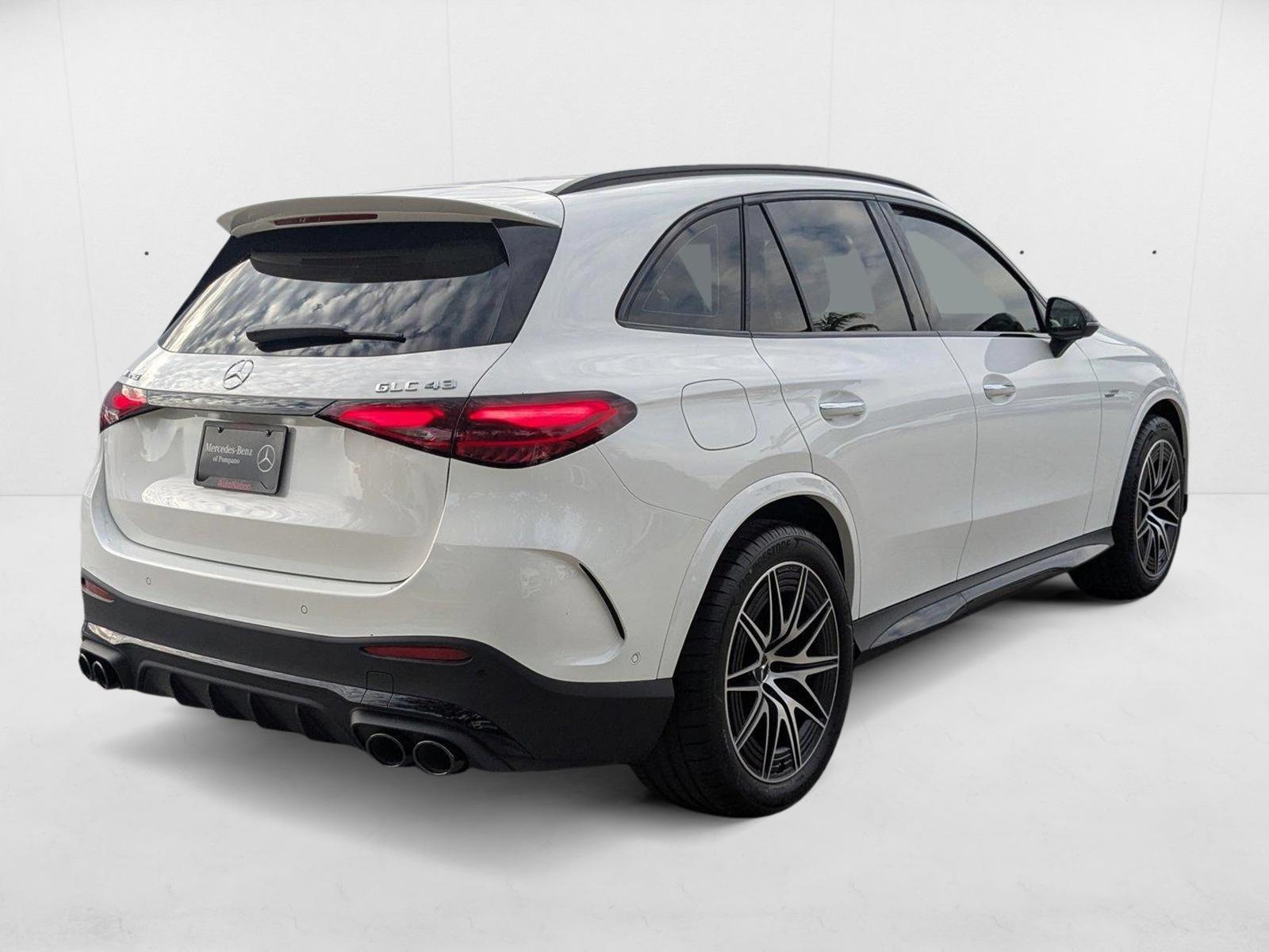 2025 Mercedes Benz GLC AMG 43 4MATIC photo 2