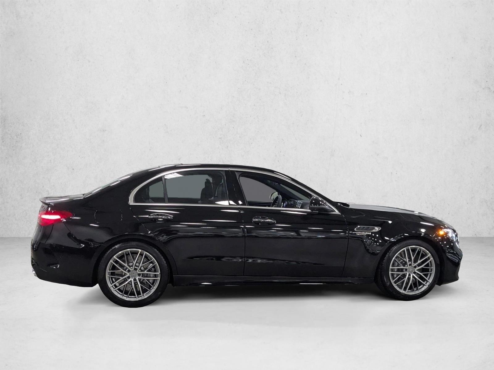 2024 Mercedes Benz C AMG 63 S E PERFORMANCE photo 3