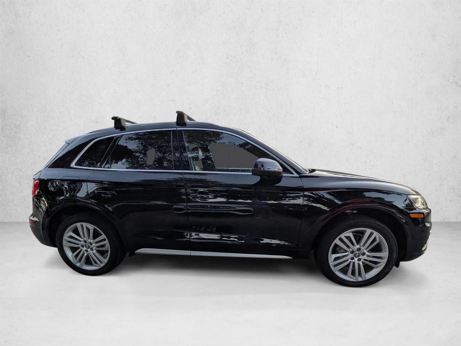 2019 Audi Q5 Premium Plus 45 TFSI photo 4