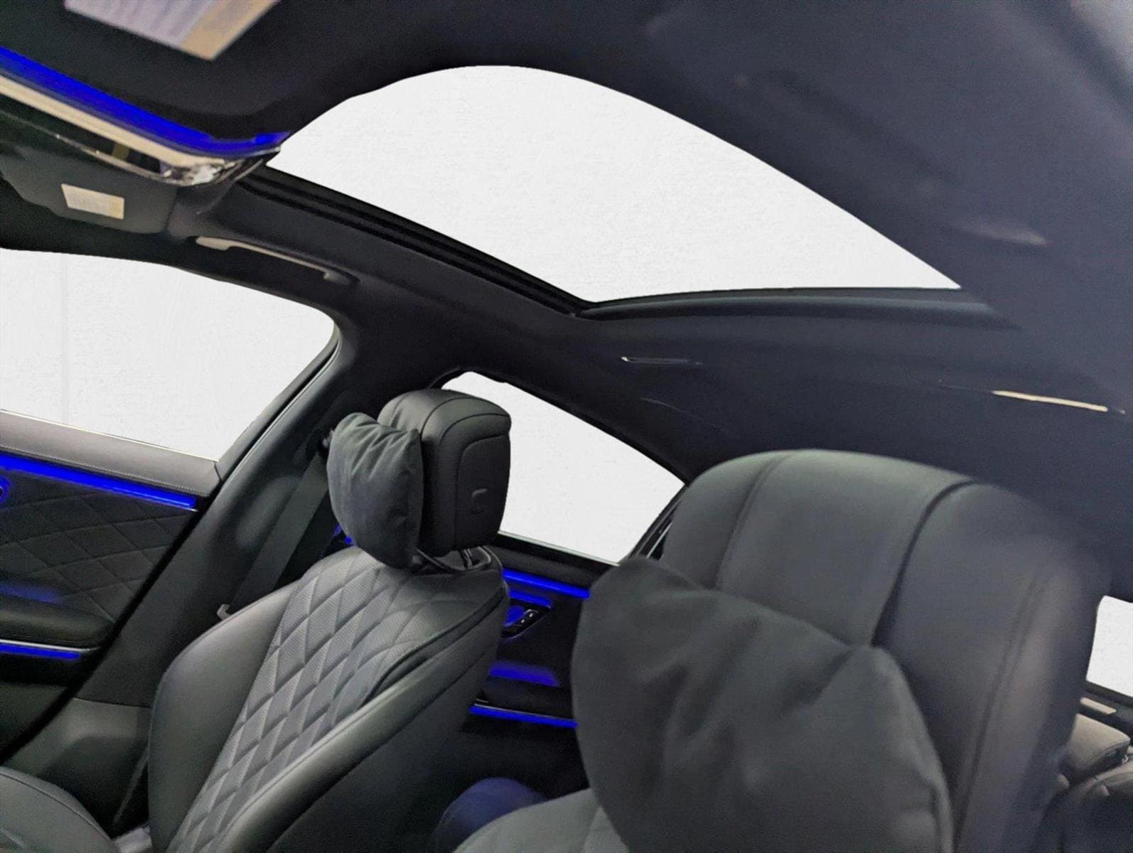 2025 Mercedes-Benz S-Class S 580 - Photo 16