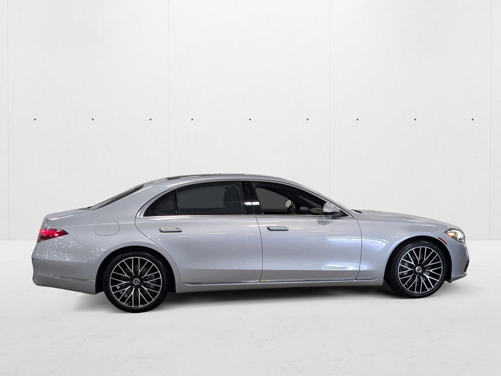2022 Mercedes Benz S 500 4MATIC photo 2