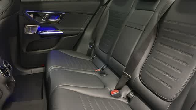Thumbnail: 2026 Mercedes-Benz GLC - 30