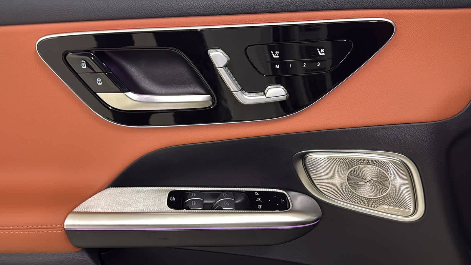 Thumbnail: 2026 Mercedes-Benz GLC - 17