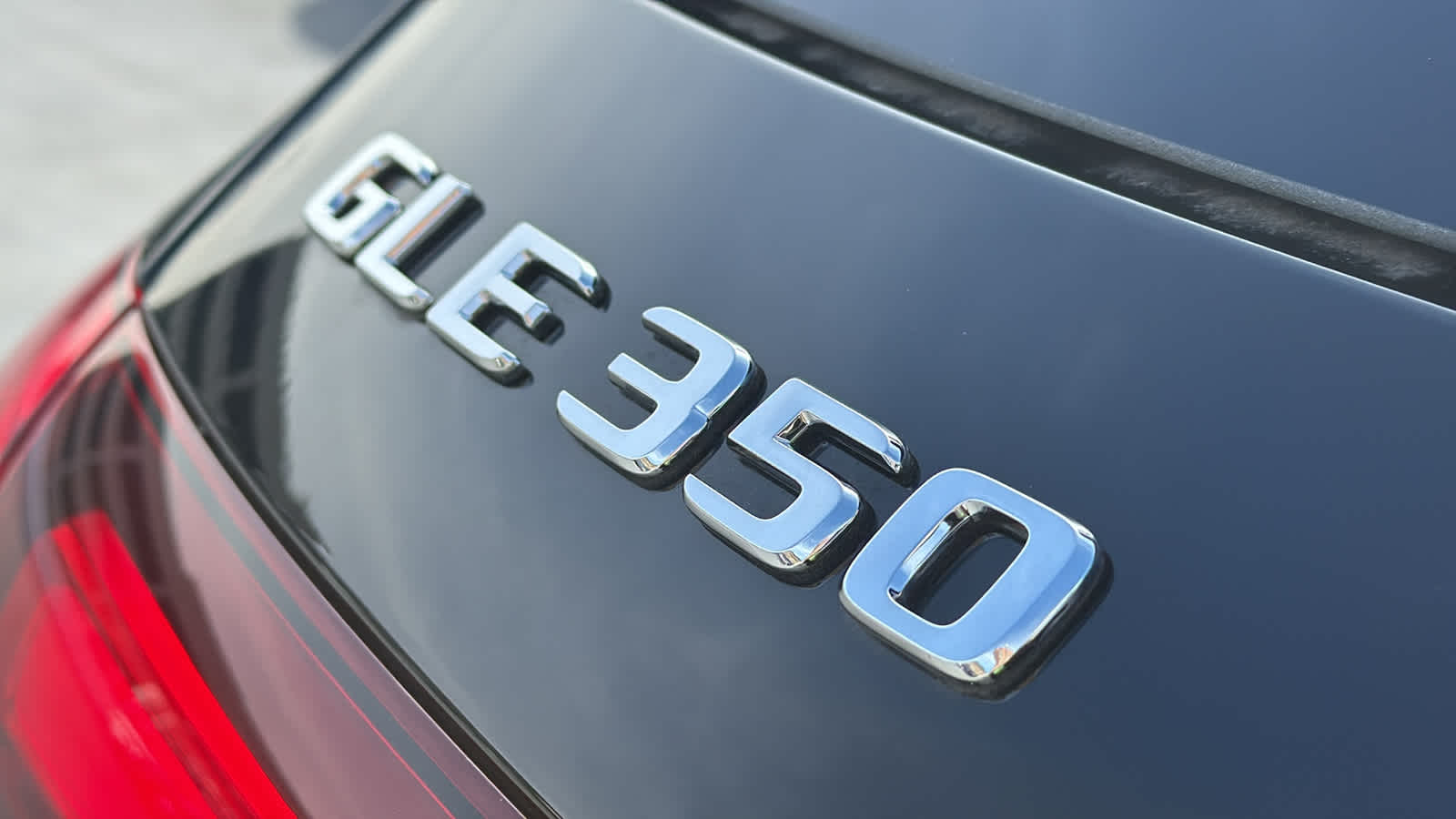 Thumbnail: 2026 Mercedes-Benz GLE - 11