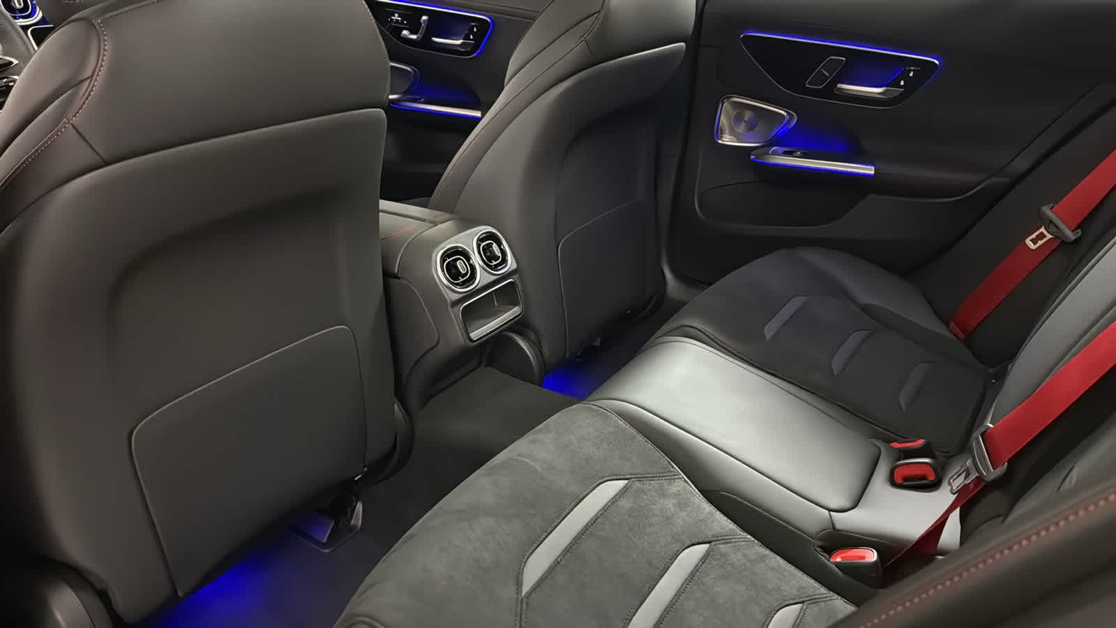 Thumbnail: 2026 Mercedes-Benz C-Class - 30