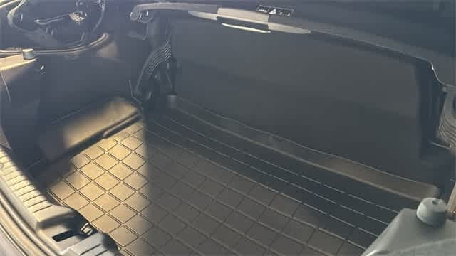 Thumbnail: 2015 Mercedes-Benz SLK - 27