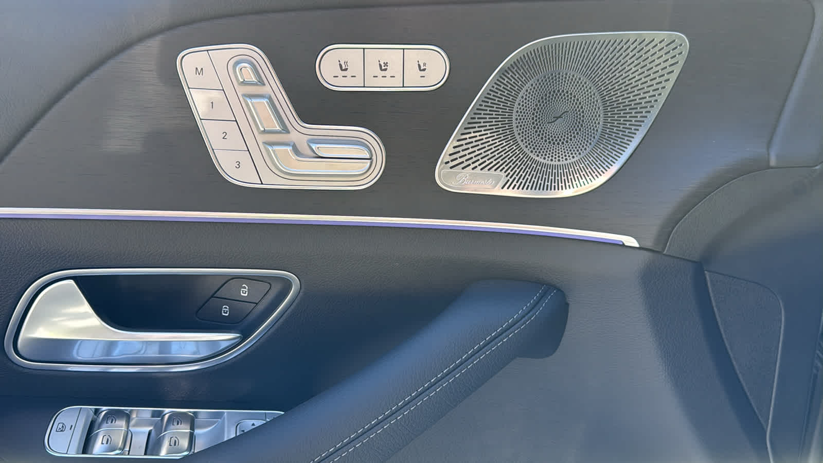 Thumbnail: 2026 Mercedes-Benz GLE - 17