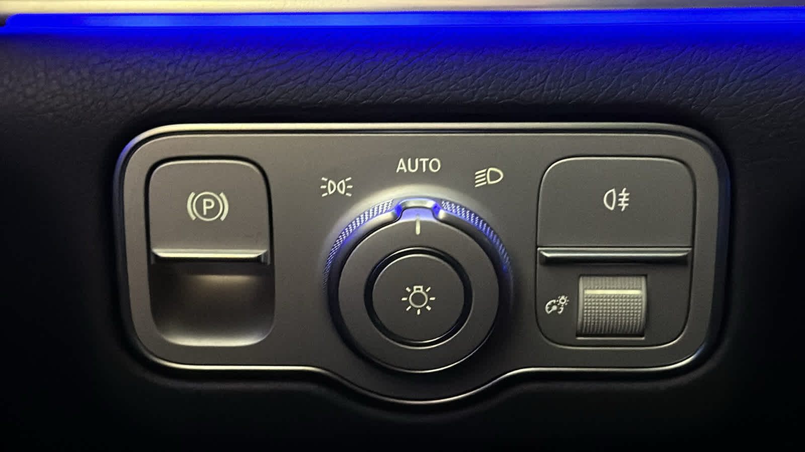 Thumbnail: 2026 Mercedes-Benz GLE - 19