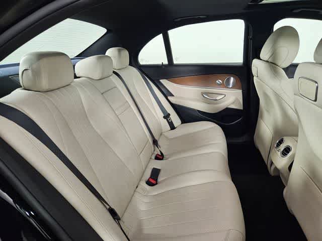 Thumbnail: 2018 Mercedes-Benz E-Class - 21