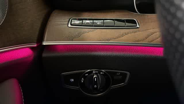 Thumbnail: 2018 Mercedes-Benz E-Class - 17