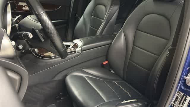 Thumbnail: 2018 Mercedes-Benz GLC - 26