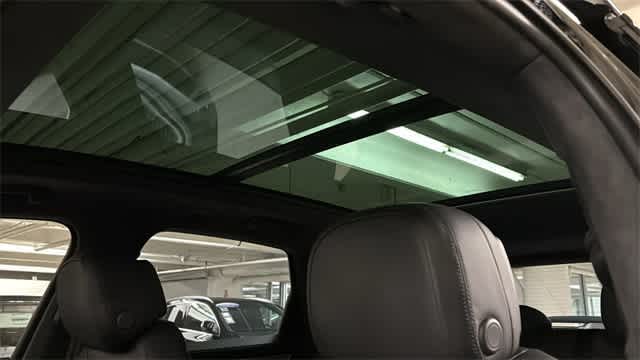 Thumbnail: 2023 Porsche Cayenne - 24