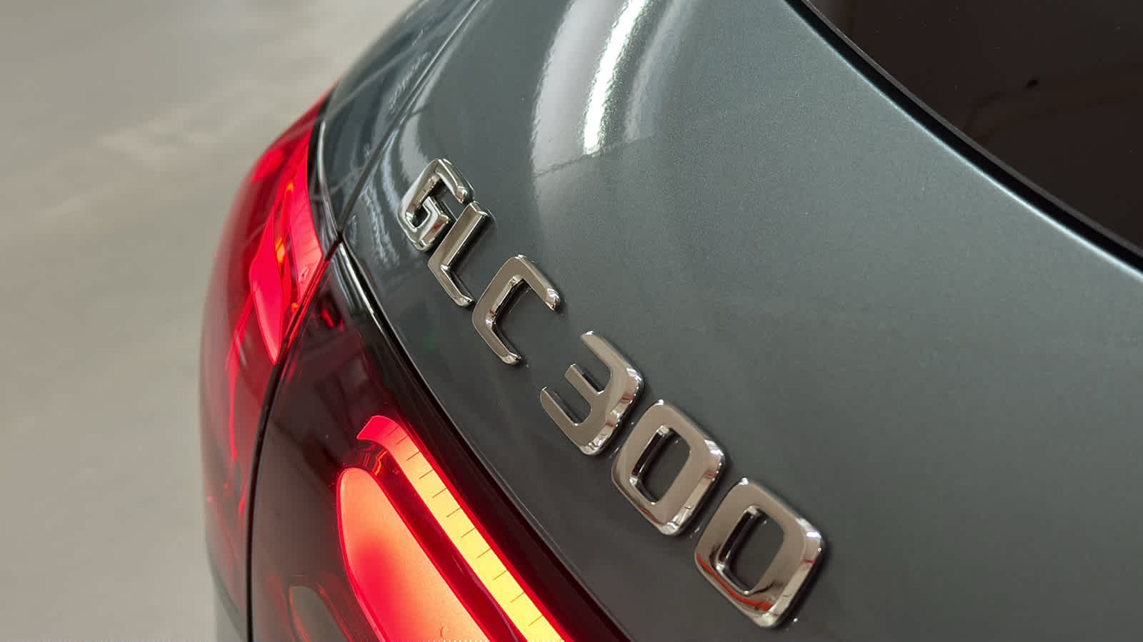 Thumbnail: 2026 Mercedes-Benz GLC - 9