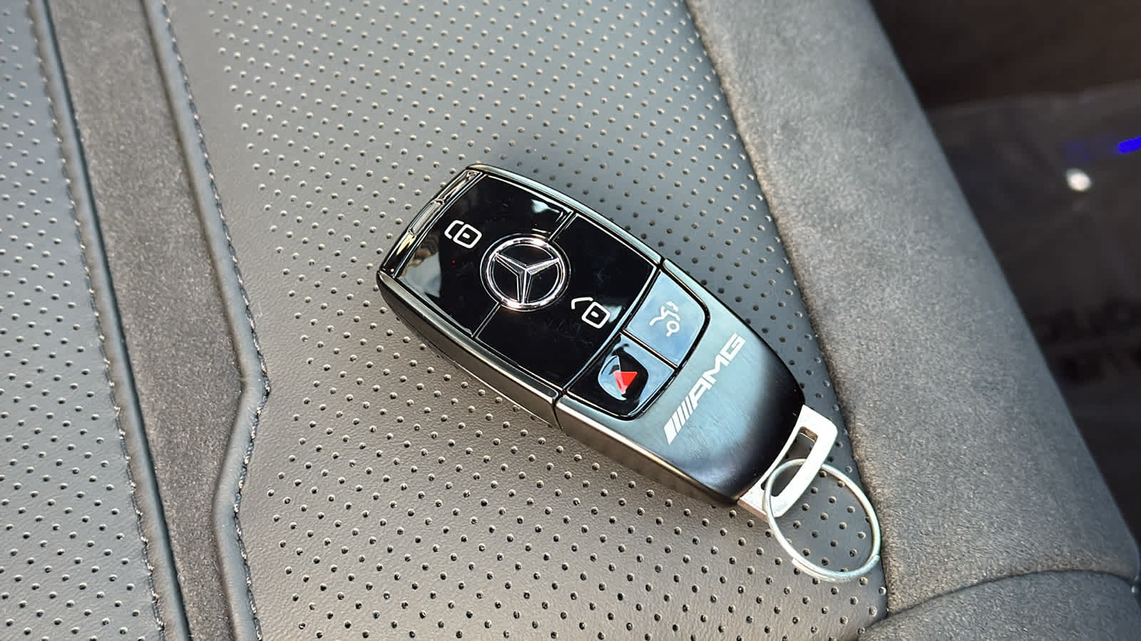 Thumbnail: 2025 Mercedes-Benz GLE - 37