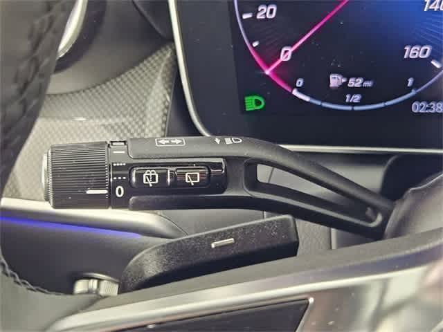 Thumbnail: 2025 Mercedes-Benz GLC - 27