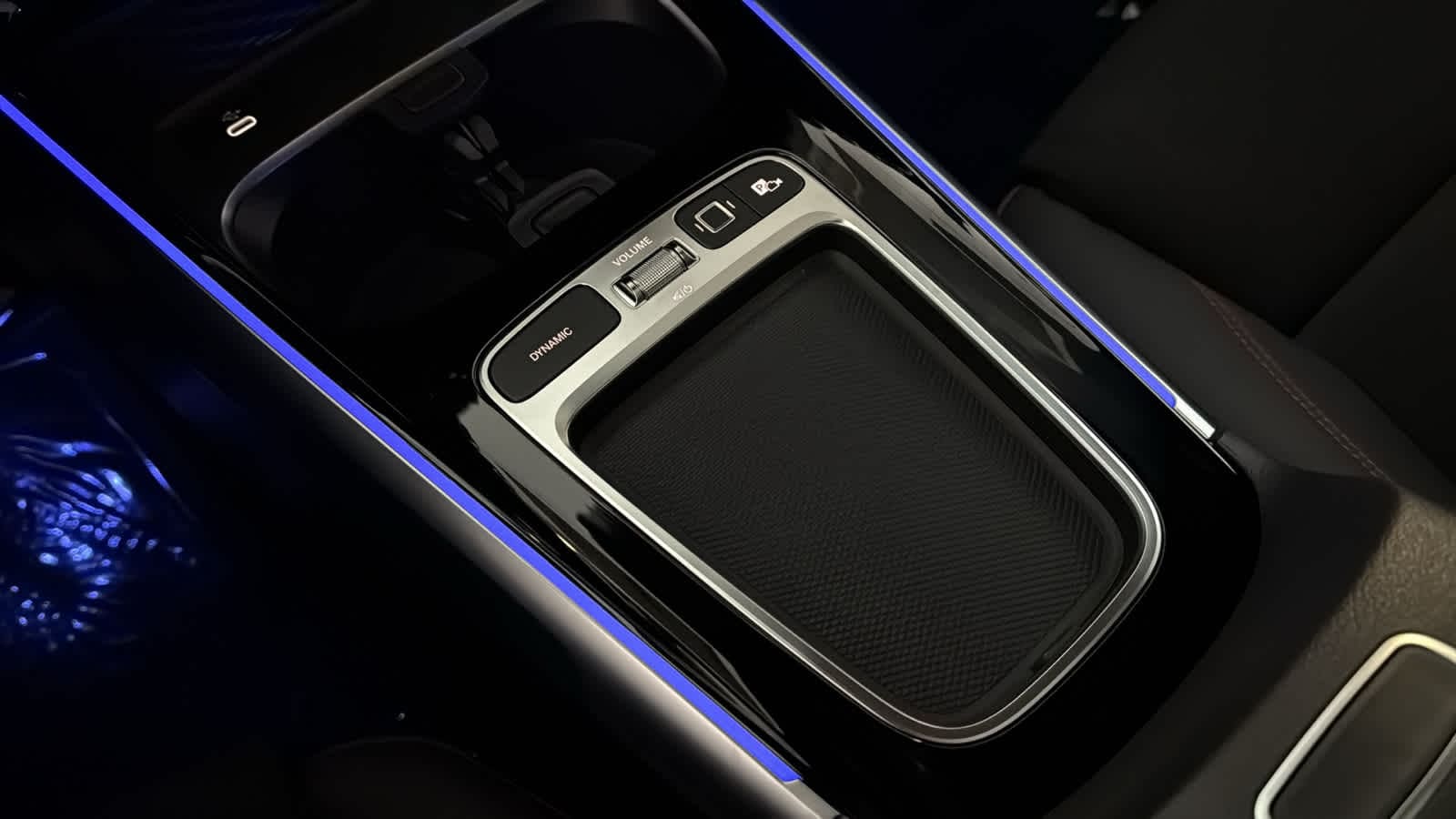 Thumbnail: 2026 Mercedes-Benz GLB - 23