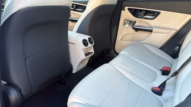 Thumbnail: 2026 Mercedes-Benz GLC - 29