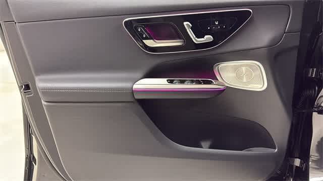 Thumbnail: 2025 Mercedes-Benz GLC - 14