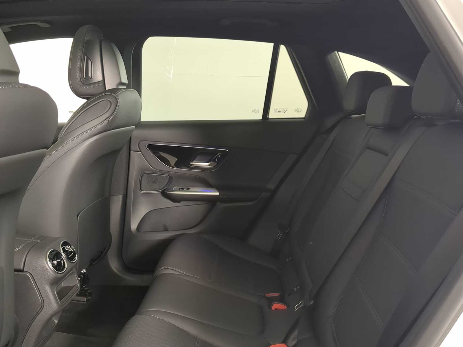 Thumbnail: 2026 Mercedes-Benz GLC - 20