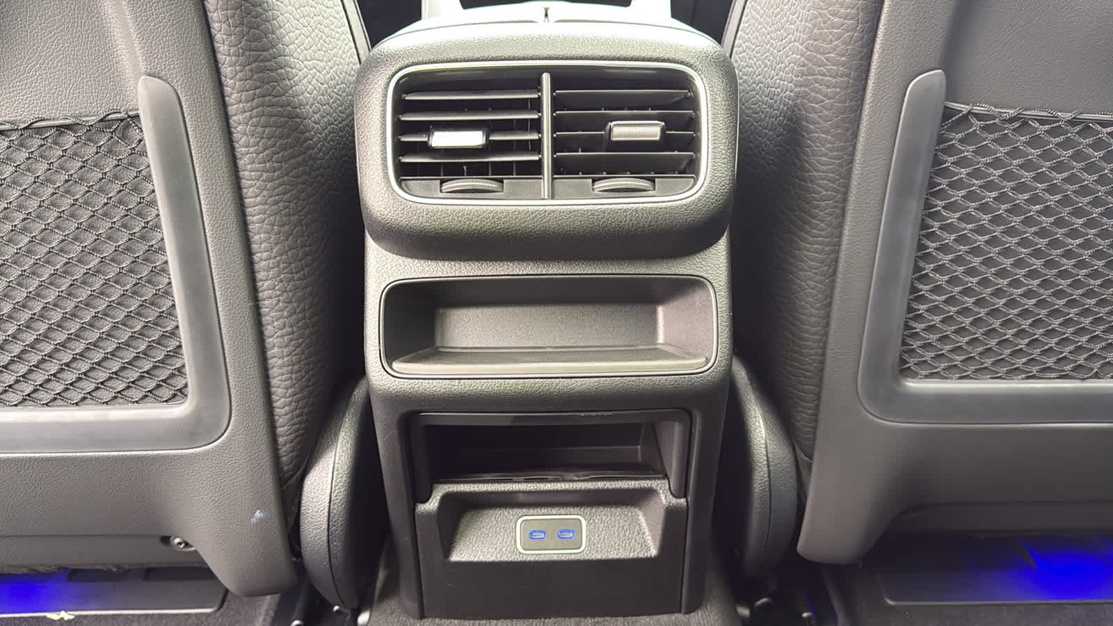 Thumbnail: 2026 Mercedes-Benz GLE - 28