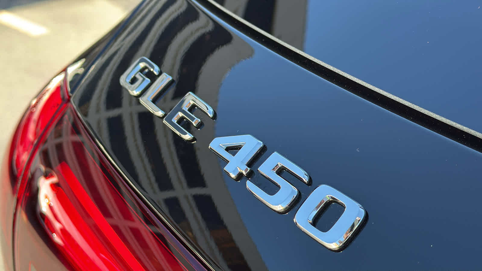 Thumbnail: 2026 Mercedes-Benz GLE - 10