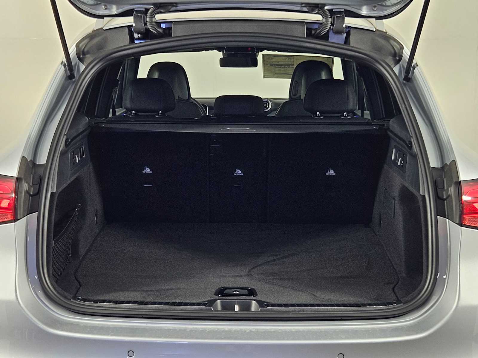 2025 Mercedes-Benz GLC 300 35