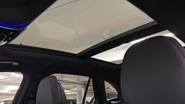 Thumbnail: 2026 Mercedes-Benz GLC - 24