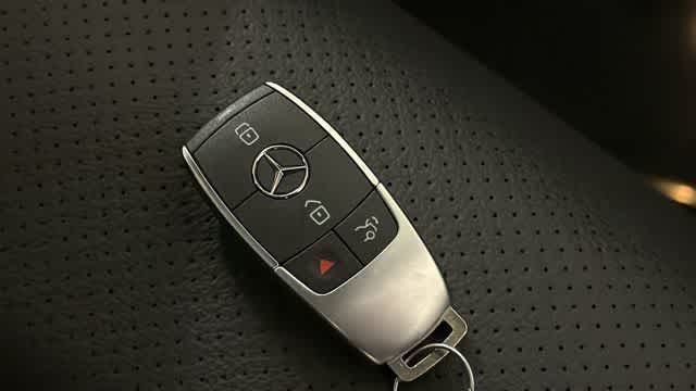 Thumbnail: 2023 Mercedes-Benz GLE - 37