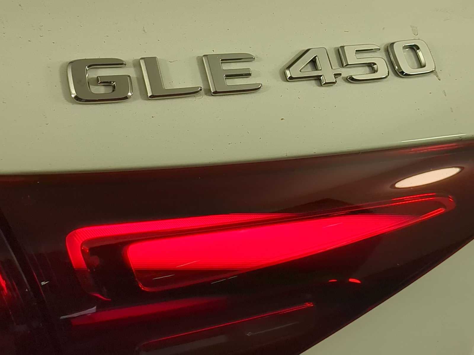 Thumbnail: 2026 Mercedes-Benz GLE - 11