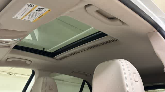 Thumbnail: 2020 Mercedes-Benz GLE - 26