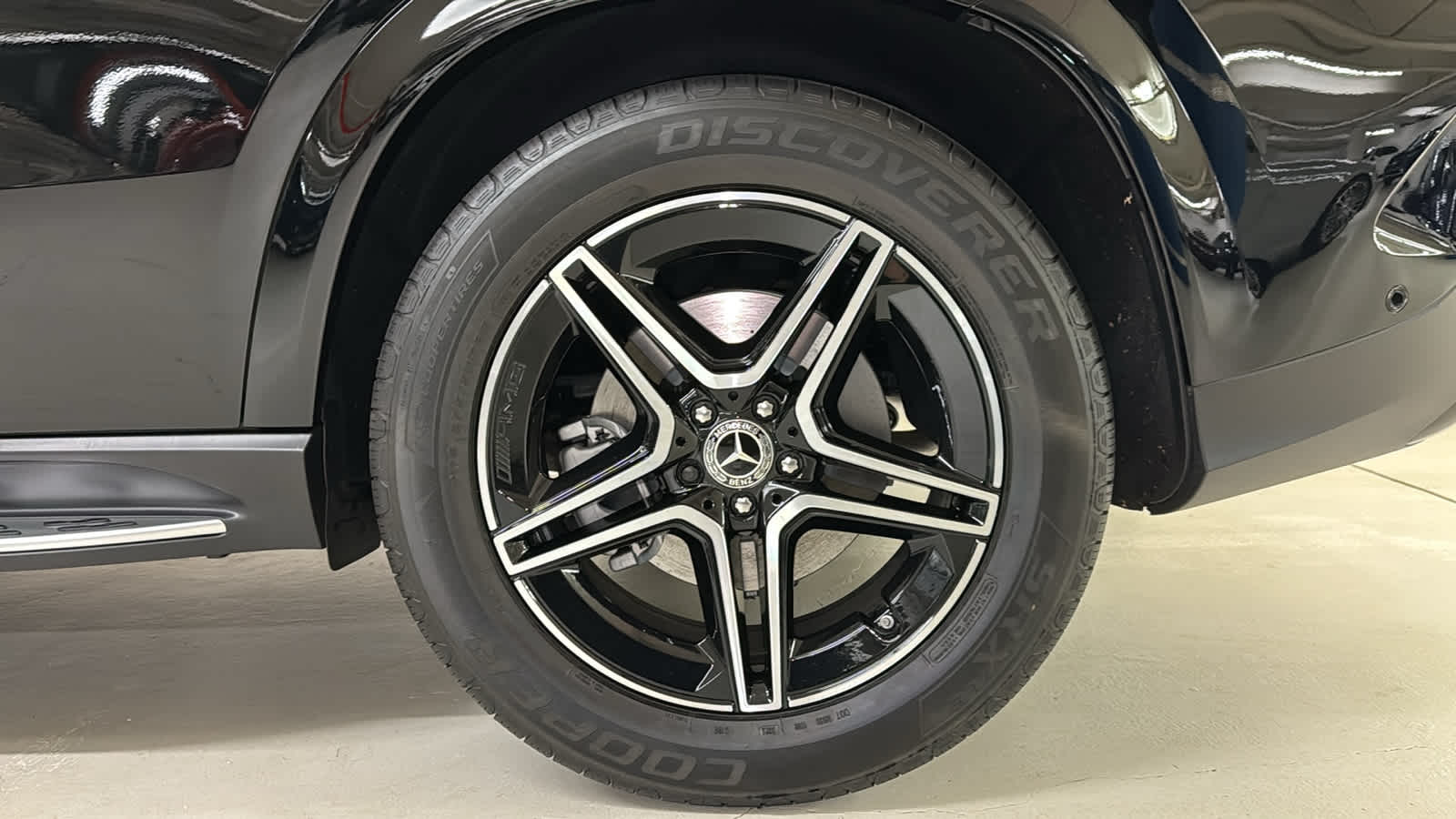 Thumbnail: 2026 Mercedes-Benz GLE - 11