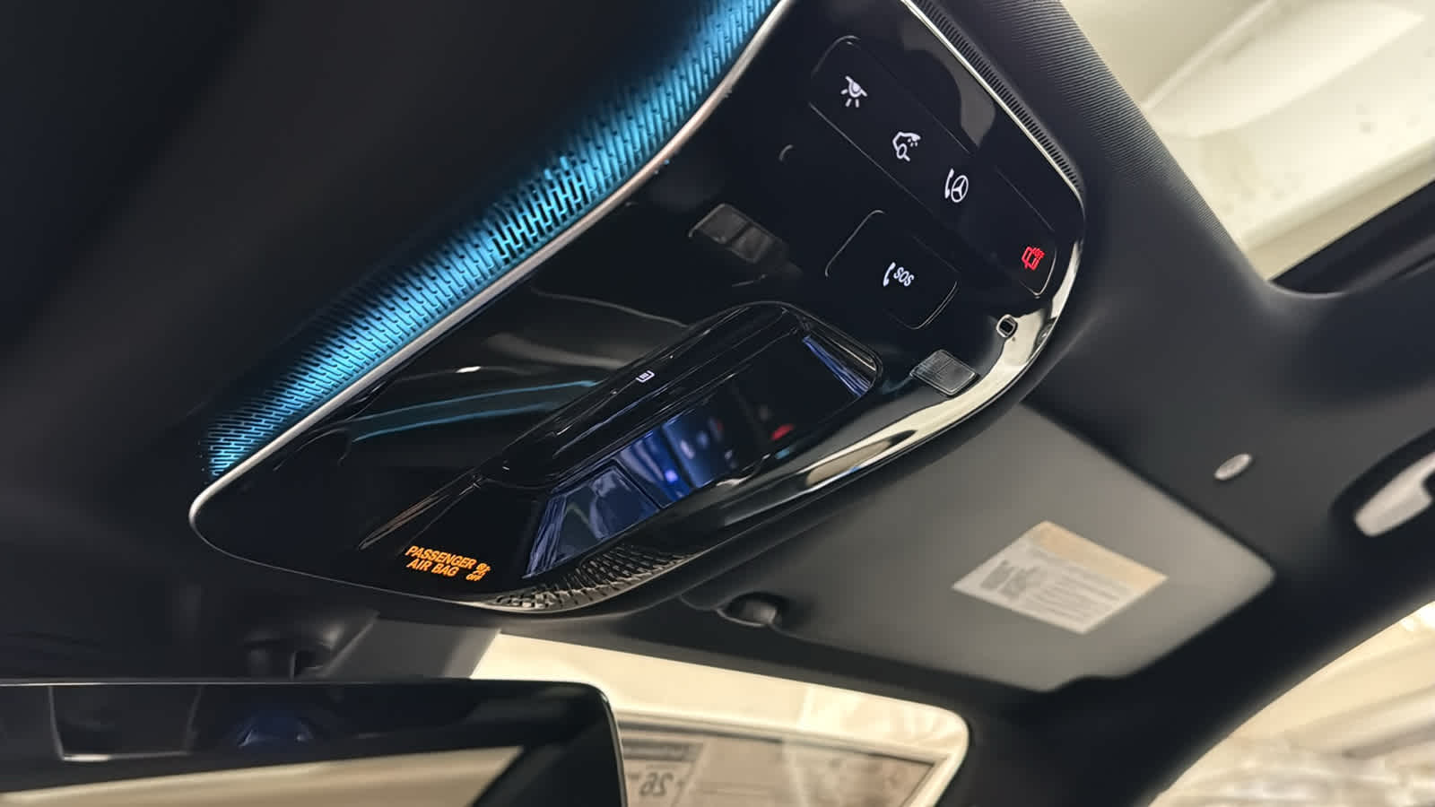 Thumbnail: 2026 Mercedes-Benz GLC - 25