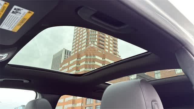 Thumbnail: 2025 Mercedes-Benz GLB - 27