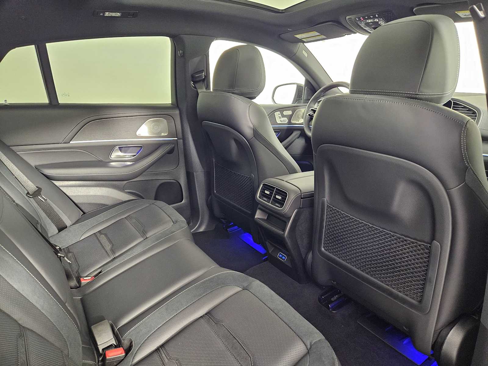 Thumbnail: 2025 Mercedes-Benz GLE - 16