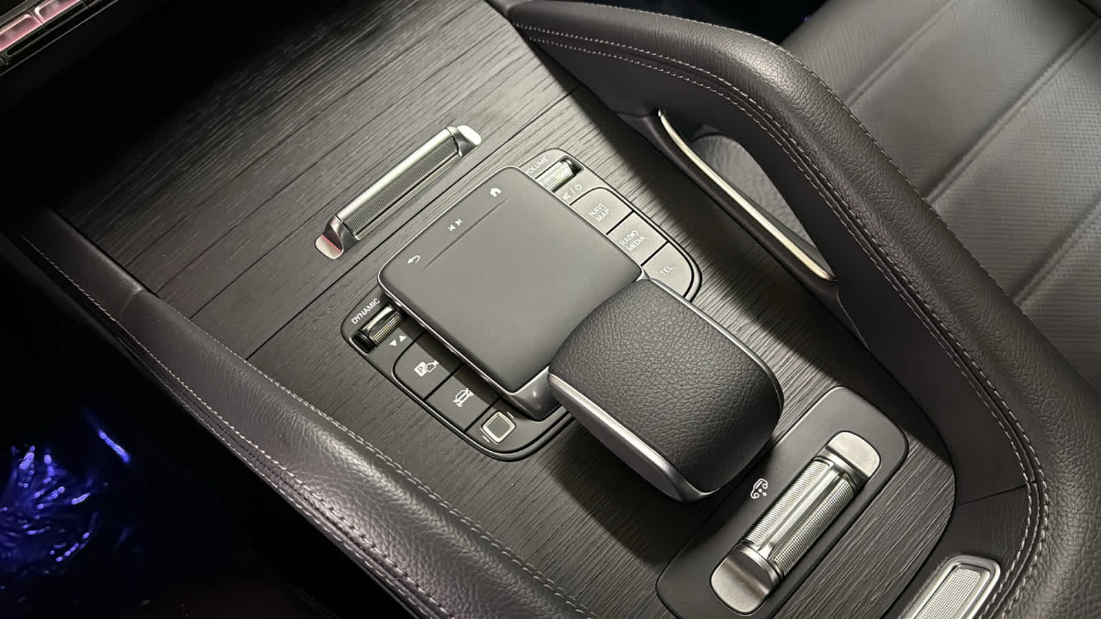 Thumbnail: 2026 Mercedes-Benz GLE - 23