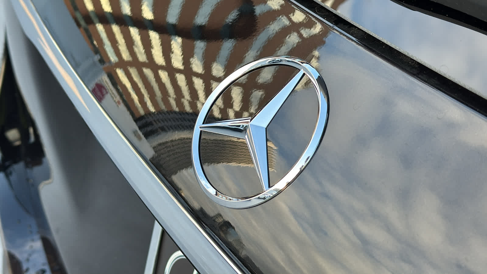 Thumbnail: 2025 Mercedes-Benz GLE - 8