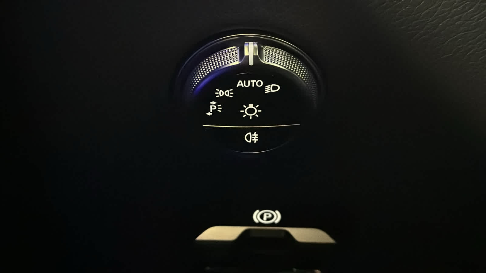 Thumbnail: 2026 Mercedes-Benz GLC - 19